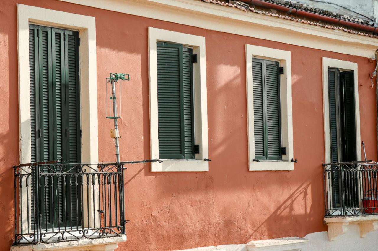 Down Town Apartment By Corfuescapes Corfu  Exterior photo